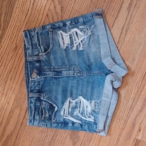 American eagle curvy hi- rise shortie